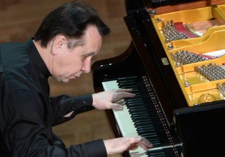 Михаил Плетнёв