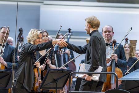 На концертах РНО