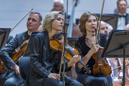 На концертах РНО