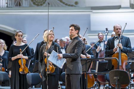 На концертах РНО