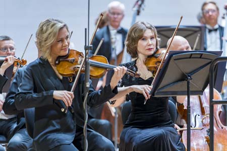 На концертах РНО