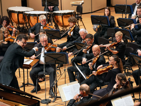 На концертах РНО