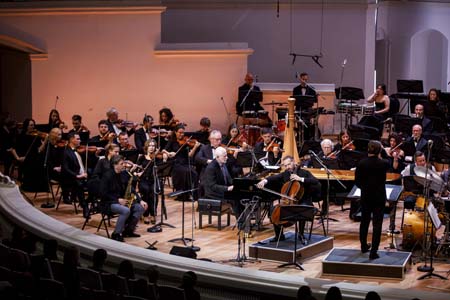 На концертах РНО