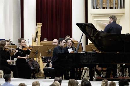 На концертах РНО