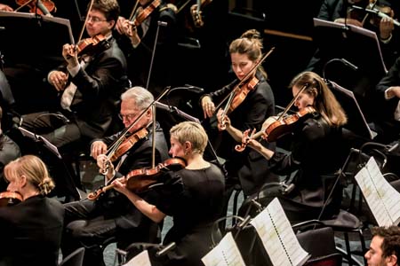 На концертах РНО