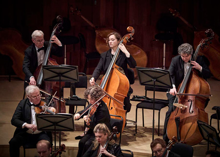 На концертах РНО