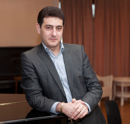 Эдуард Топчян