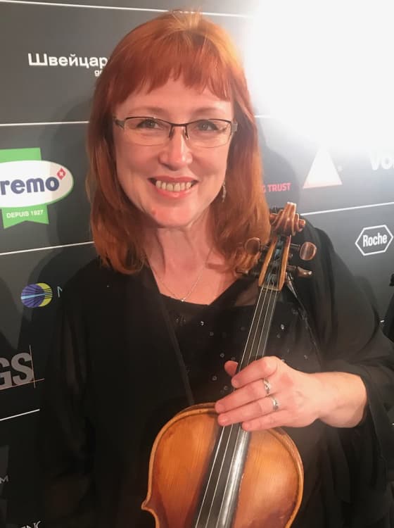 Любовь Попова